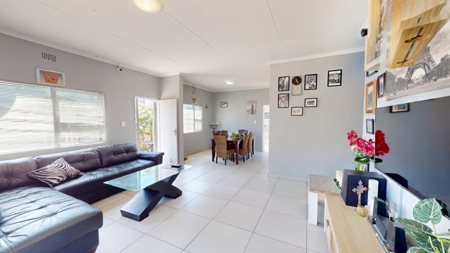 3 Bedroom Property for Sale in Asanda Western Cape